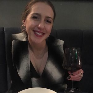 Meet your Posher, Claire